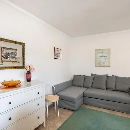 Moonstone In Centre *