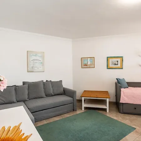 Moonstone In Centre *