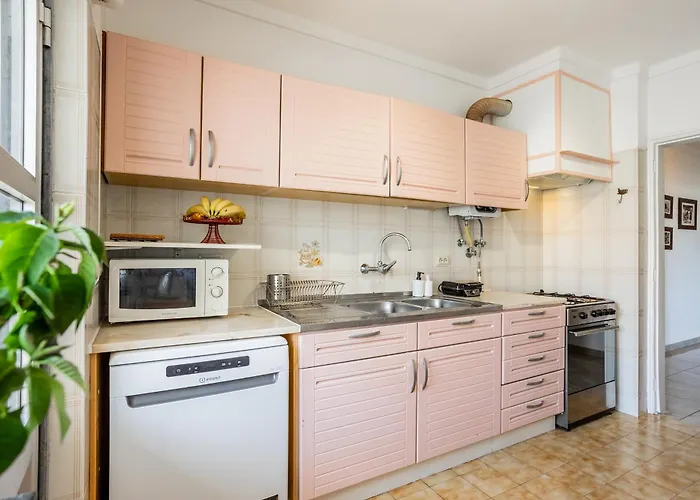 Moonstone In Centre *