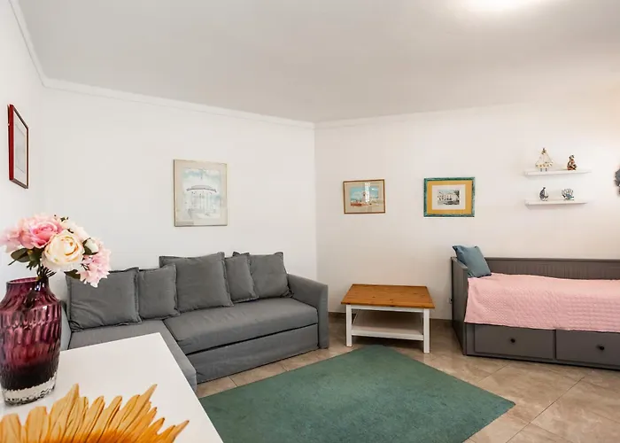 Moonstone In Centre *